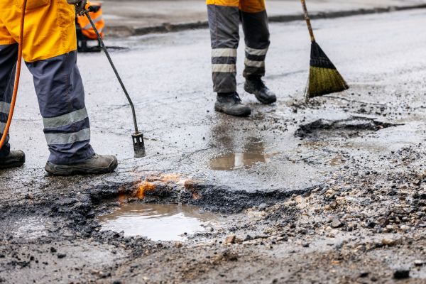 Cost of Gravel Pothole Repair in Golden